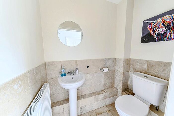 4 Bedroom Detached House For Sale In Church End, Thurleigh Bedford, MK44