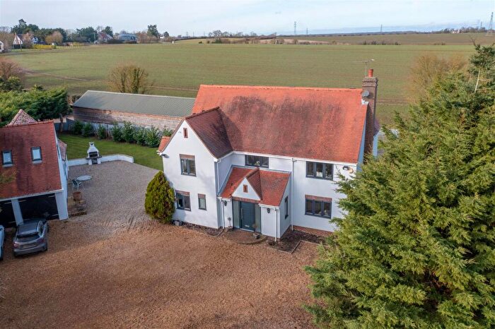 6 Bedroom House For Sale In Cutlers Green, Thaxted, Dunmow, CM6