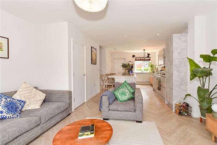 2 Bedroom End Of Terrace House For Sale In William Belt Road, Crawley, Pease Pottage, West Sussex, RH11