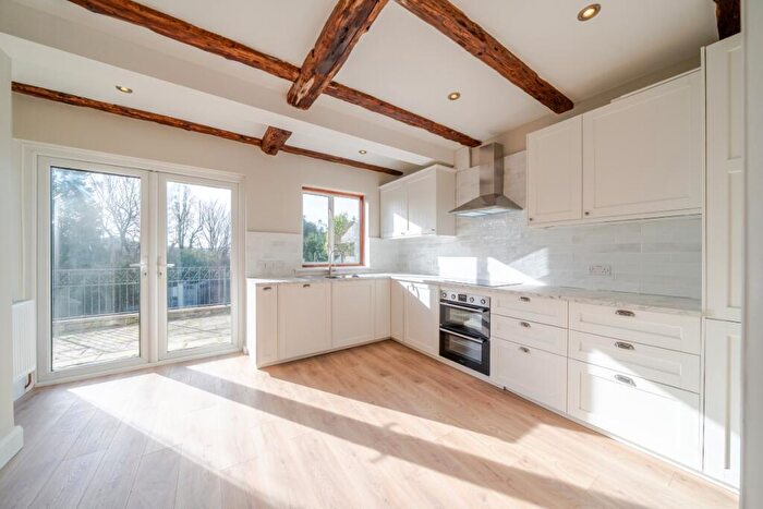 4 Bedroom Semi Detached House To Rent In The Drive Coulsdon, CR5