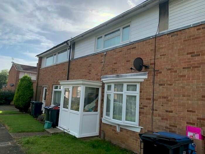 2 Bedroom Terraced House To Rent In Pittmans Field, CM20
