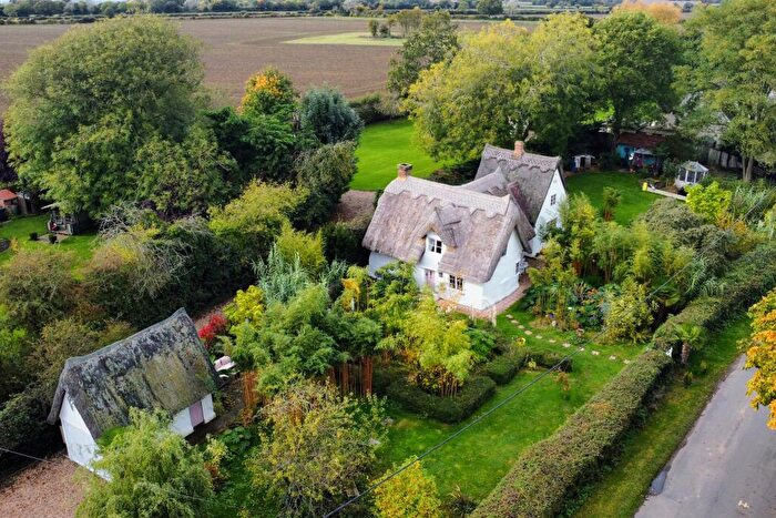 4 Bedroom Detached House For Sale In Long Green Lane, Bardfield Saling, Essex, CM7