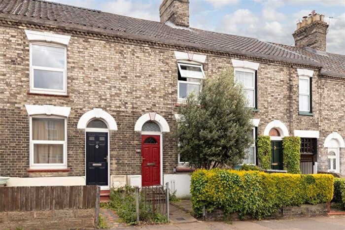 2 Bedroom Terraced House For Sale In Sprowston Road, Norwich, NR3