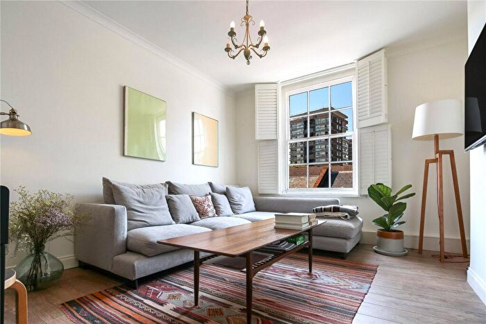 2 Bedroom Flat To Rent In Swanfield Street, London, E2