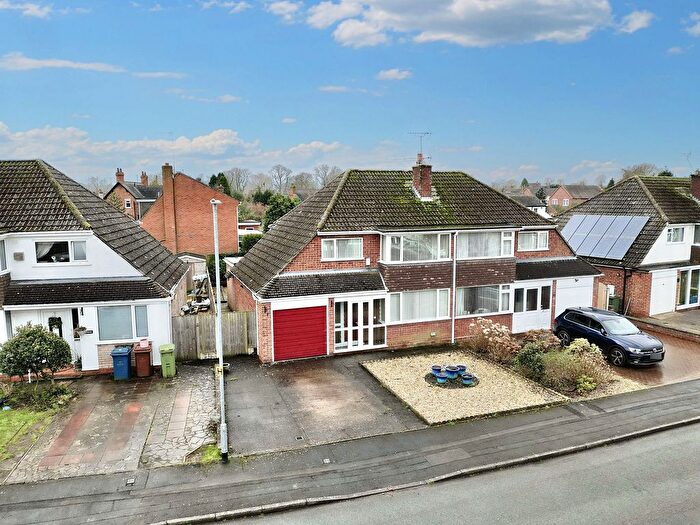 3 Bedroom Semi-Detached House For Sale In Glendower Close, Gnosall, ST20