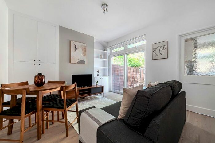 1 Bedroom Flat To Rent In Brendon Avenue, London, NW10