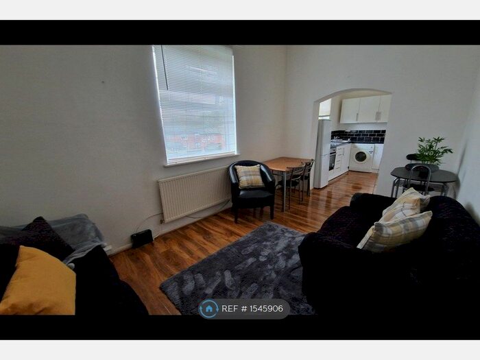 1 Bedroom Flat To Rent In Seymour Road, Crumpsall, M8