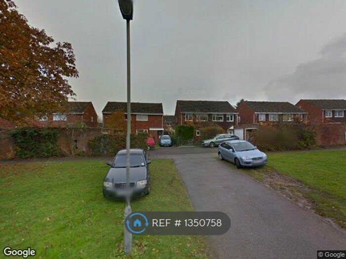 3 Bedroom Semi-Detached House To Rent In Westhill, Milton Keynes, MK14