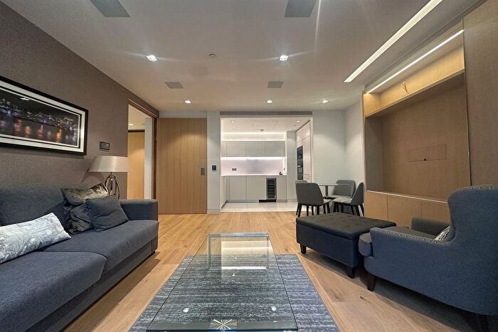 1 Bedroom Flat To Rent In Tudor House, One Tower Bridge, Duchess Walk, London, SE1