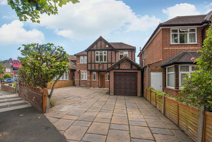 4 Bedroom Detached House To Rent In Cole Park Road, Twickenham, TW1