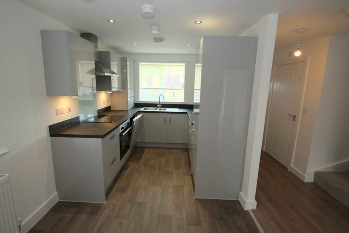 3 Bedroom Semi-Detached House To Rent In Hollinghurst Close, Houlton, Rugby, CV23