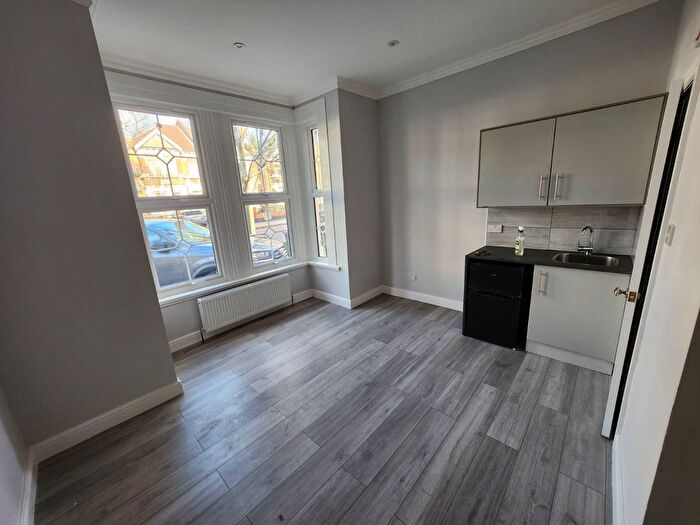 Studio To Rent In Brownhill Road, London, SE6