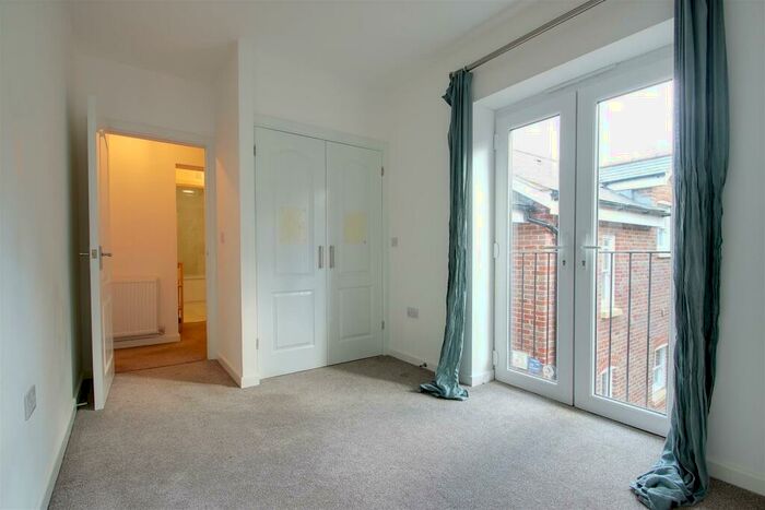 2 Bedroom Apartment To Rent In Western Road, Tring, HP23