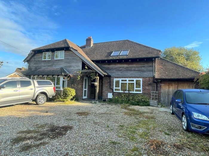 5 Bedroom Detached House To Rent In Pound Lane, Gillingham, Dorset, SP8