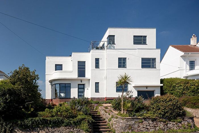 4 Bedroom Detached House For Sale In Torquay, Devon, TQ2