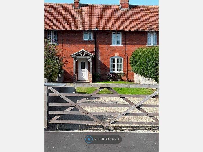 2 Bedroom Terraced House To Rent In Martin's Road, Trowbridge, BA14