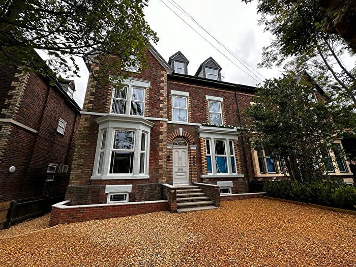 2 Bedroom Property To Rent In Balls Road, Oxton, CH43