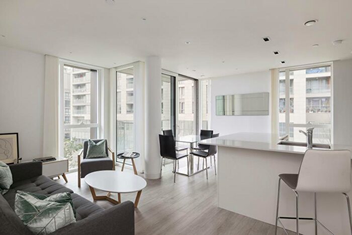 2 Bedroom Apartment To Rent In Odell House, Woodberry Down, N4