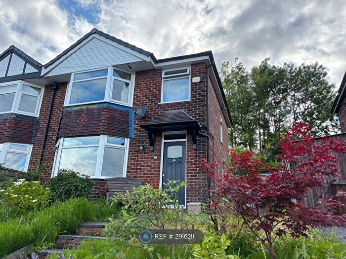 3 Bedroom Semi-Detached House To Rent In Mountside Crescent, Manchester, M25