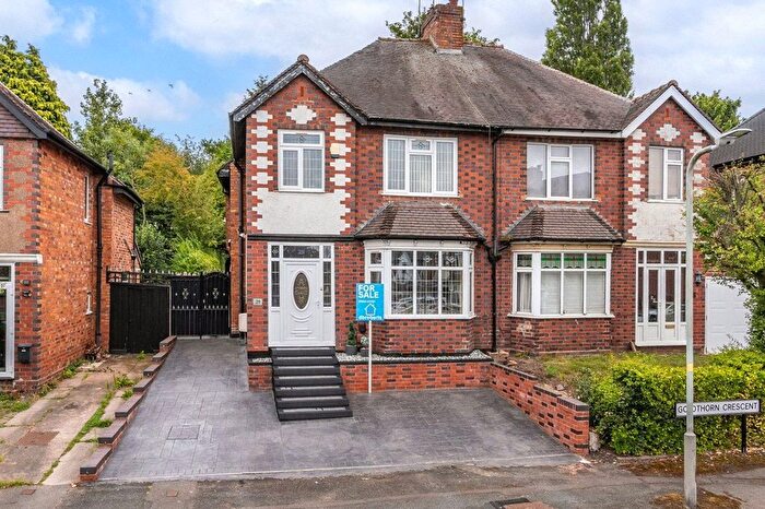 3 Bedroom Semi-detached House For Sale In Goldthorn Crescent, Penn, Wolverhampton, West Midlands, WV4