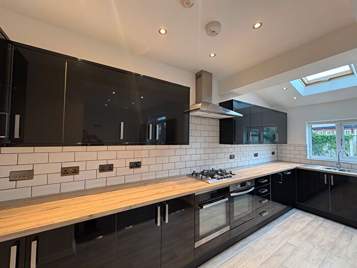 1 Bedroom Semi-Detached House To Rent In Colwyn Avenue, Blackpool, FY4