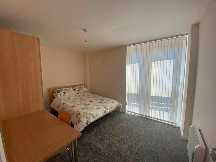 2 Bedroom Flat To Rent In Market Street Lane, Blackburn, BB2
