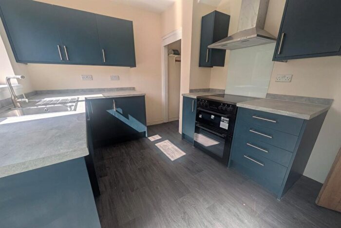 2 Bedroom Terraced House To Rent In Woodside Road, Beeston, NG9