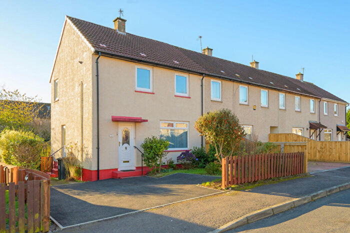 2 Bedroom End Of Terrace House For Sale In Carnethy Crescent, Kirkcaldy, KY2