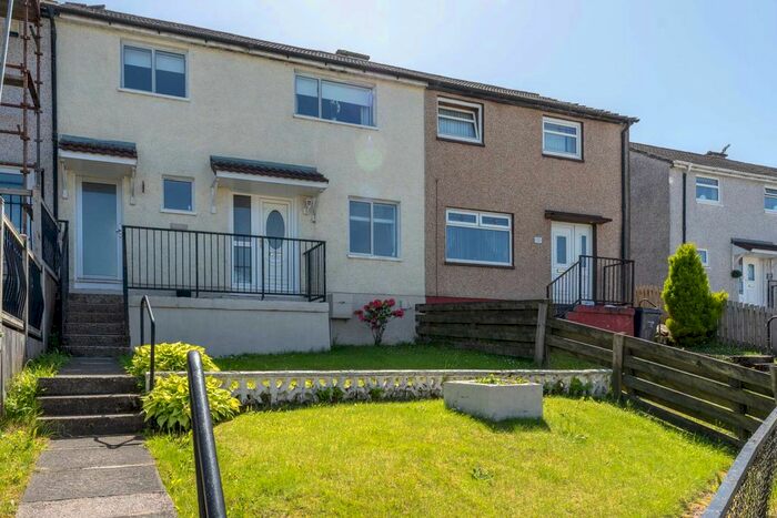 3 Bedroom Terraced House For Sale In Forfar Road, Greenock, PA16