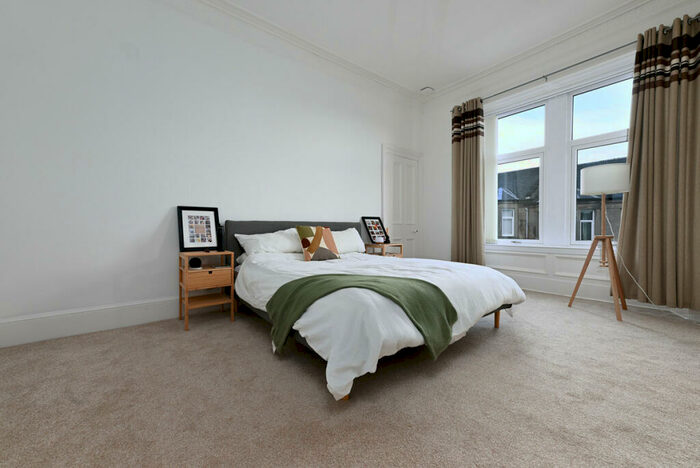 3 Bedroom Flat To Rent In Binnie Street, Gourock, PA19