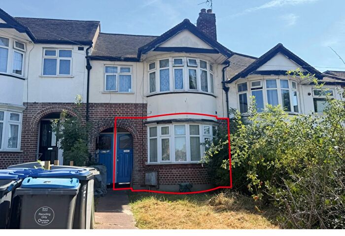 1 Bedroom Flat For Sale In Wood Lane, London, NW9