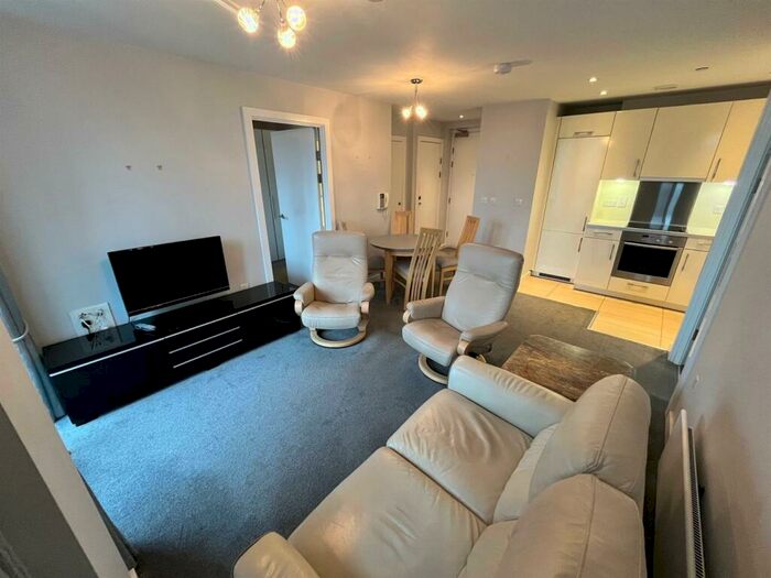 2 Bedroom Apartment To Rent In Spectrum, Block, Blackfriars Road, Salford, M3