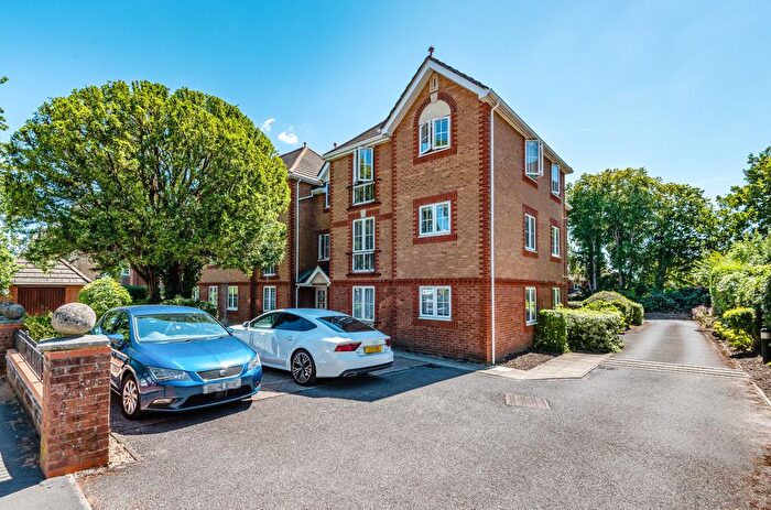 2 Bedroom Flat To Rent In Westwood Road, Southampton, Hampshire, SO17
