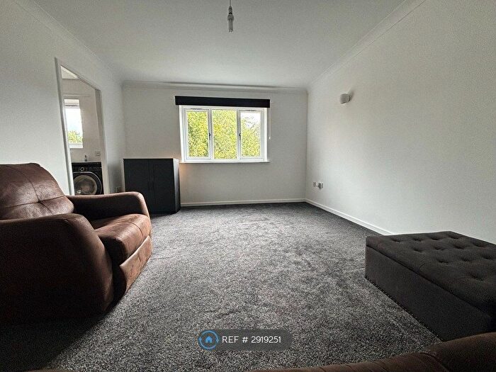 2 Bedroom Flat To Rent In Bellcroft, Birmingham, B16