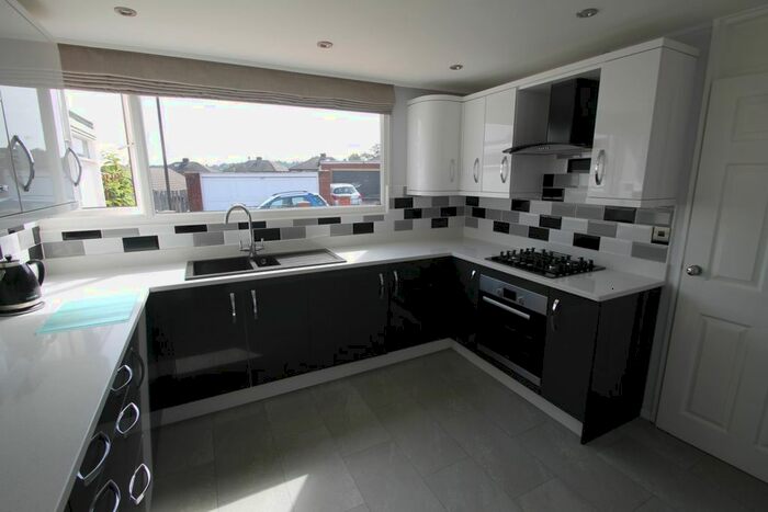 3 Bedroom Terraced House To Rent In Crossland Place, Sheffield S12