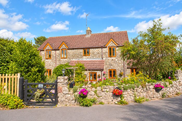 3 Bedroom Detached House For Sale In Felton, Bristol, BS40