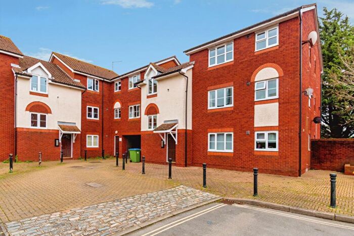 Flat For Sale In Captains Place, Southampton, Hampshire, SO14
