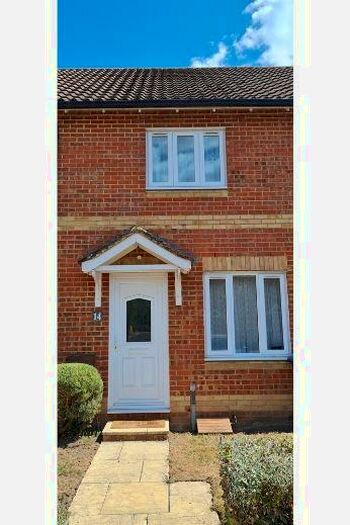 2 Bedroom Terraced House To Rent In Hoebrook Close, Woking, GU22