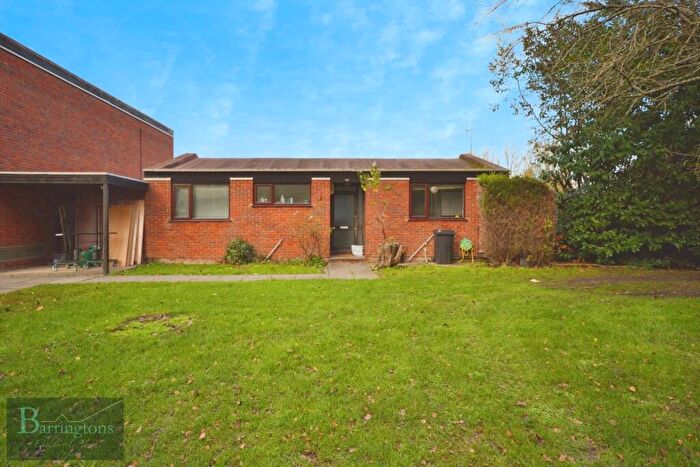 3 Bedroom Bungalow To Rent In Ashwells Road, Brentwood, Essex, CM15