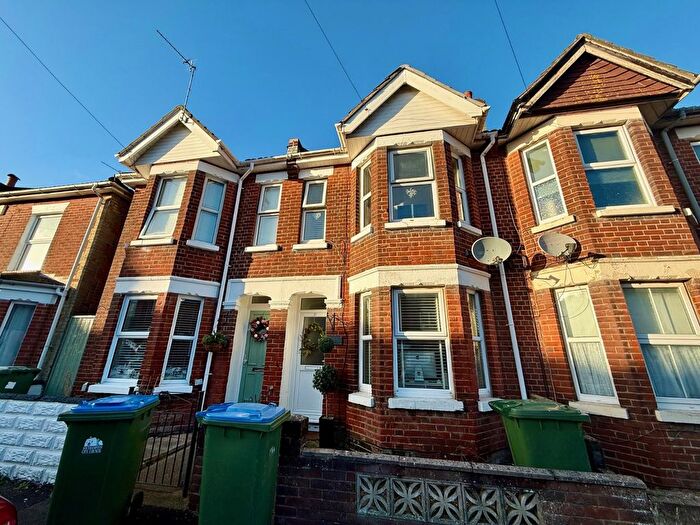 2 Bedroom Terraced House To Rent In Albany Road, Southampton, Hampshire, SO15