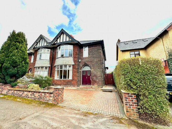 3 Bedroom Semi-Detached House To Rent In Garrison Road, Lancashire, PR2