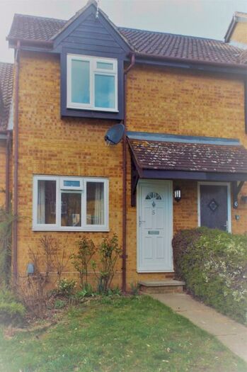 2 Bedroom House To Rent In Halleys Ridge, Hertford, Hertfordshire, SG14