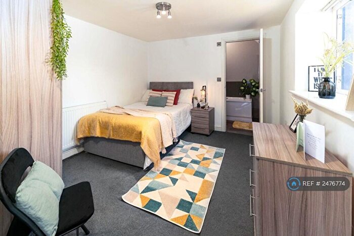 1 Bedroom Flat To Rent In Old Hall Street, Kearsley, Bolton, BL4