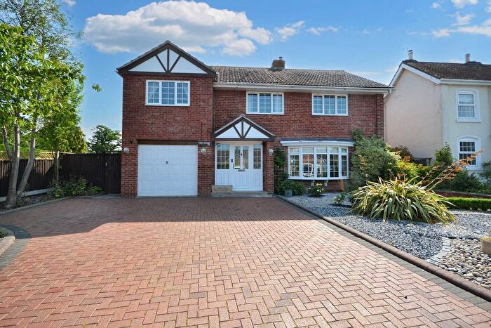4 Bedroom Detached House For Sale In Hill View Road, Strensham, Worcestershire, WR8