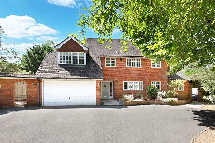 4 Bedroom Country House For Sale In Gorelands Lane, Chalfont St. Giles, Buckinghamshire, HP8
