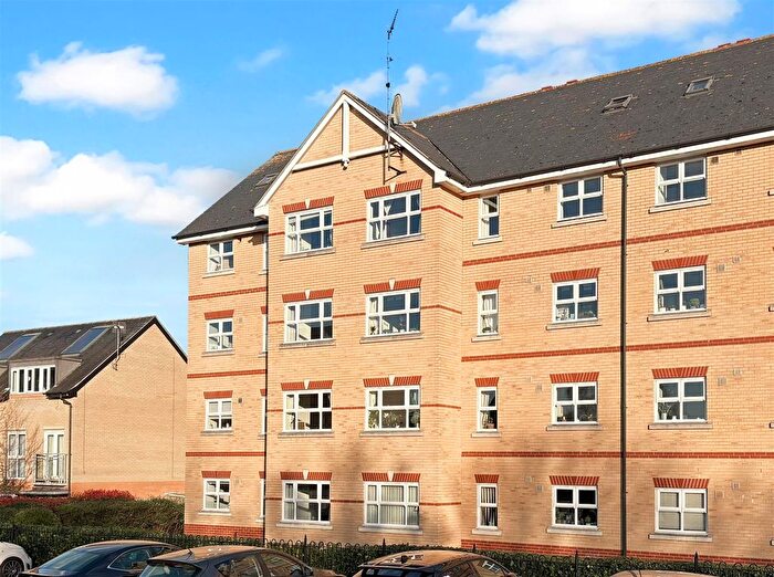3 Bedroom Flat For Sale In Cromwell Road, Cambridge, CB1