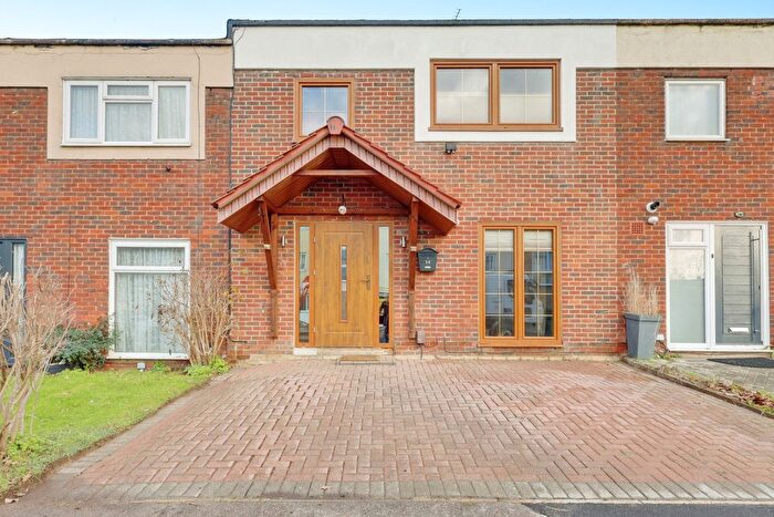 3 Bedroom Terraced House For Sale In Rokells, Basildon, SS14