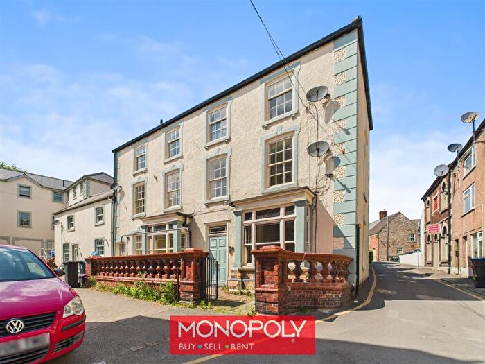 4 Bedroom Flat For Sale In Chapel St, Denbigh, LL16