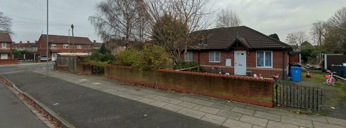 2 Bedroom Semi-Detached Bungalow To Rent In Redhill Avenue, Liverpool, Merseyside, L32