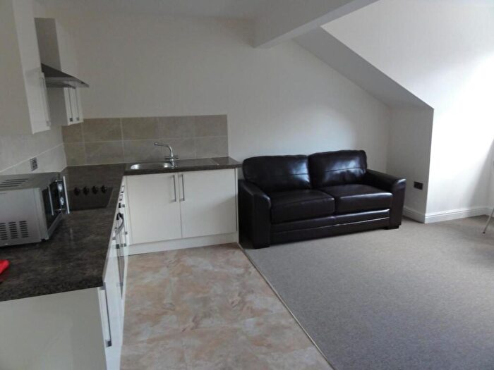 1 Bedroom Flat To Rent In Flat, Rockingham Street, S1